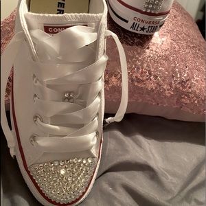 ‼️🧊Custom bling converse🧊‼️